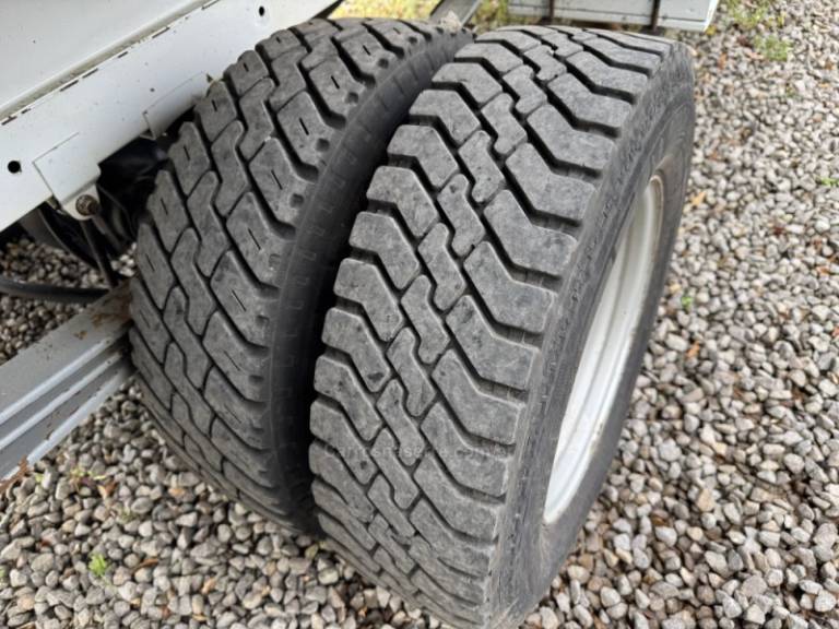 MERCEDES-BENZ - SPRINTER - 2002/2002 - Branca - Sob Consulta