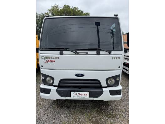 FORD - CARGO 1119 - 2015/2016 - Branca - Sob Consulta