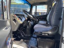 MERCEDES-BENZ - 710 - 2000/2000 - Branca - Sob Consulta