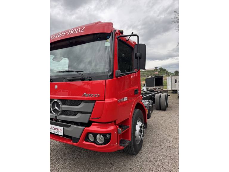 MERCEDES-BENZ - ATEGO 2430 - 2019/2019 - Vermelha - Sob Consulta