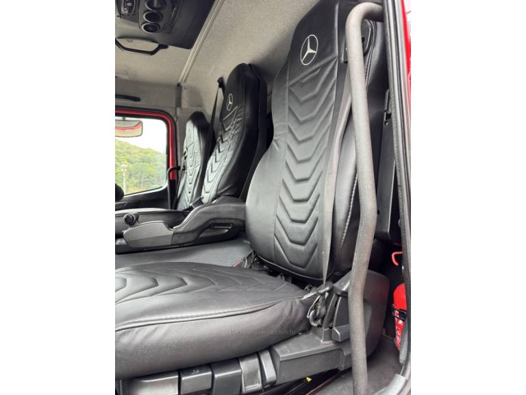 MERCEDES-BENZ - ATEGO 2430 - 2019/2019 - Vermelha - Sob Consulta