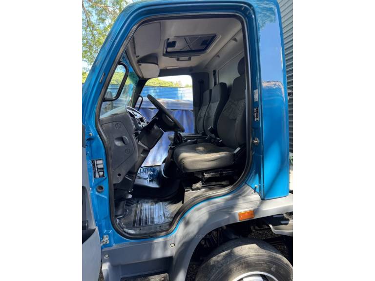 MERCEDES-BENZ - ACCELO 815 - 2015/2016 - Azul - Sob Consulta